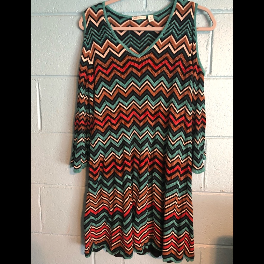Gorgeous Cato Women’s Plus Size Cold Shoulder Dress